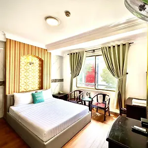 Anh Duy - Nguyen Cong Tru The Bitexco Neighbour *** Ho Chi Minh City